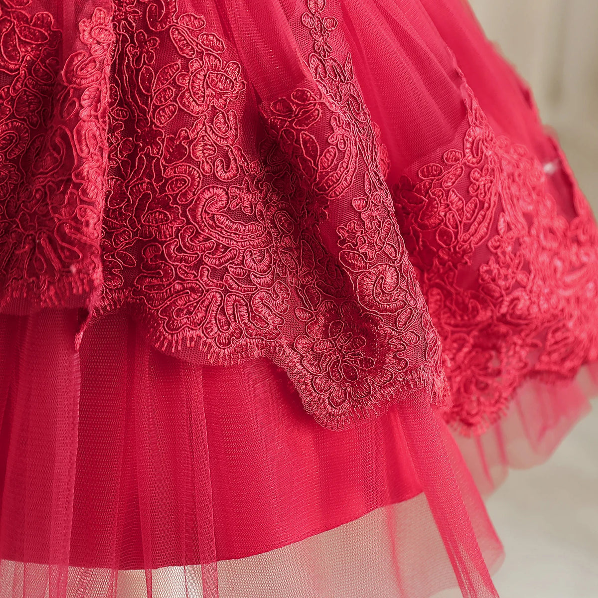 Embroidery Elegant Princess Dress for Girls Luxury Golden Lace Vintage Children Festival Party Gown Baby Formal Weddings Dresses