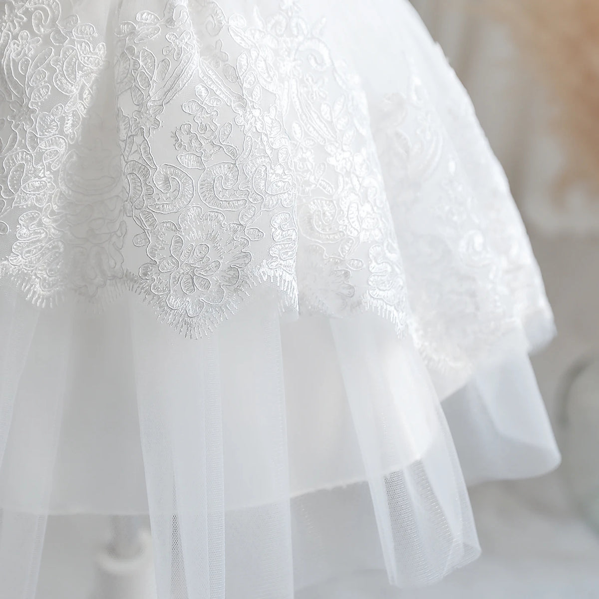 Embroidery Elegant Princess Dress for Girls Luxury Golden Lace Vintage Children Festival Party Gown Baby Formal Weddings Dresses