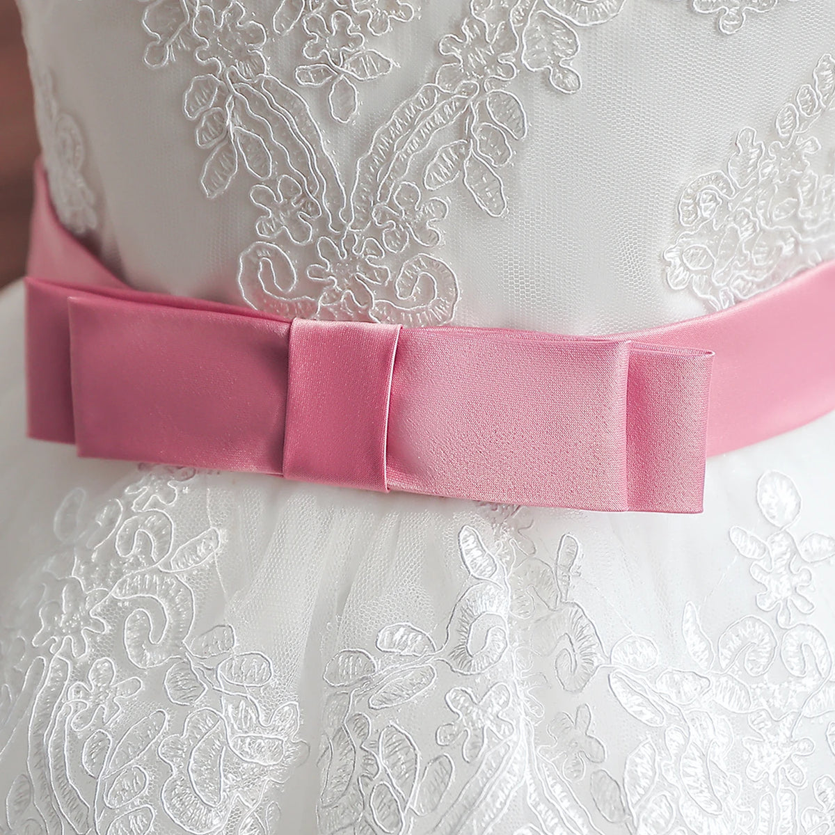 Embroidery Elegant Princess Dress for Girls Luxury Golden Lace Vintage Children Festival Party Gown Baby Formal Weddings Dresses