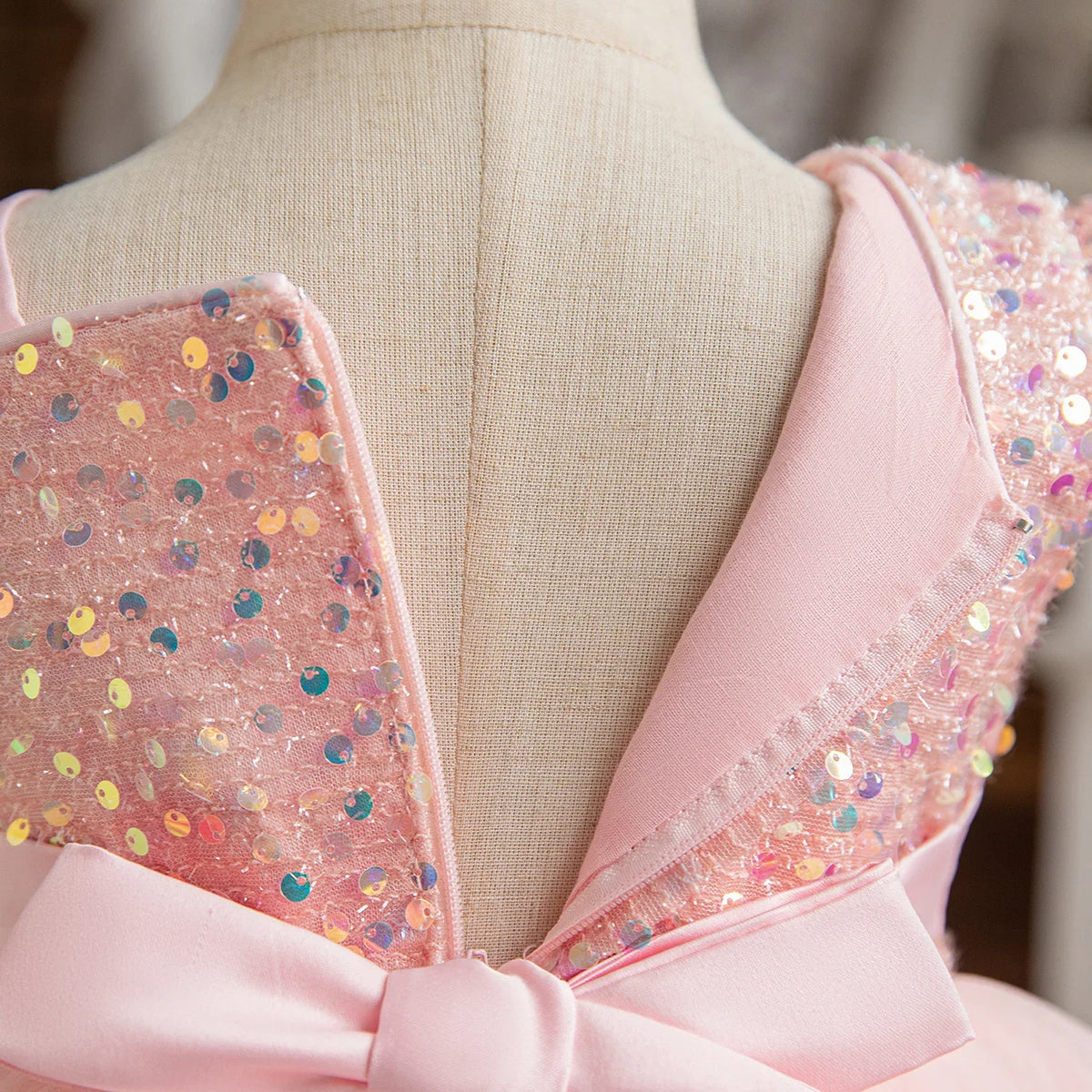 2024 New Girls Princess Sequins Dresses Toddler Kids 1st Birthday Baptism Gown Children Wedding Christmas Party Luxury Dress
