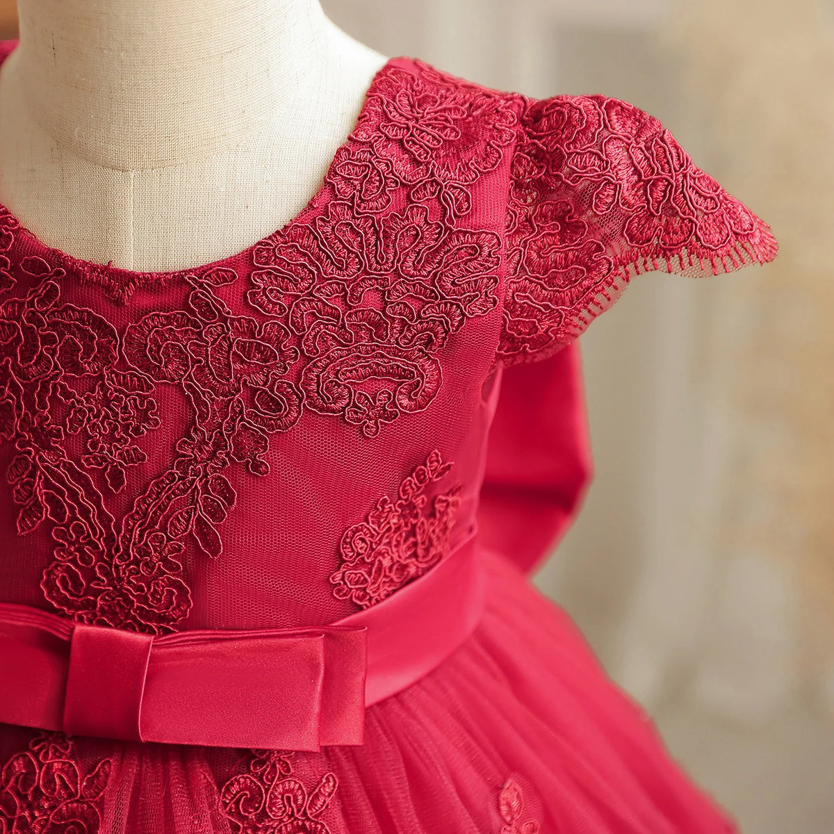 Embroidery Elegant Princess Dress for Girls Luxury Golden Lace Vintage Children Festival Party Gown Baby Formal Weddings Dresses