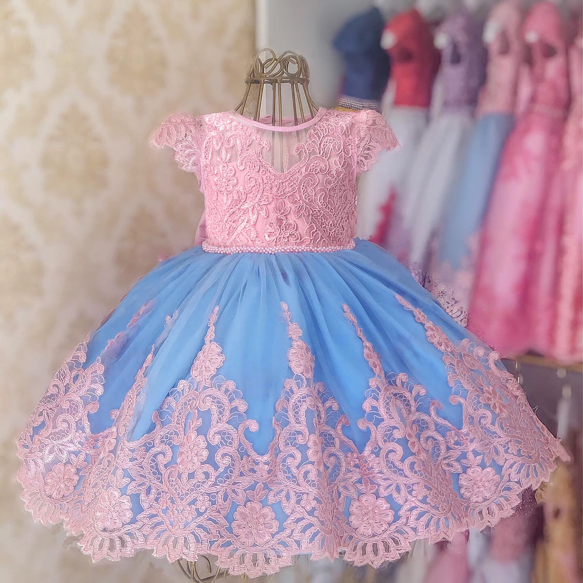 Embroidery Elegant Princess Dress for Girls Luxury Golden Lace Vintage Children Festival Party Gown Baby Formal Weddings Dresses